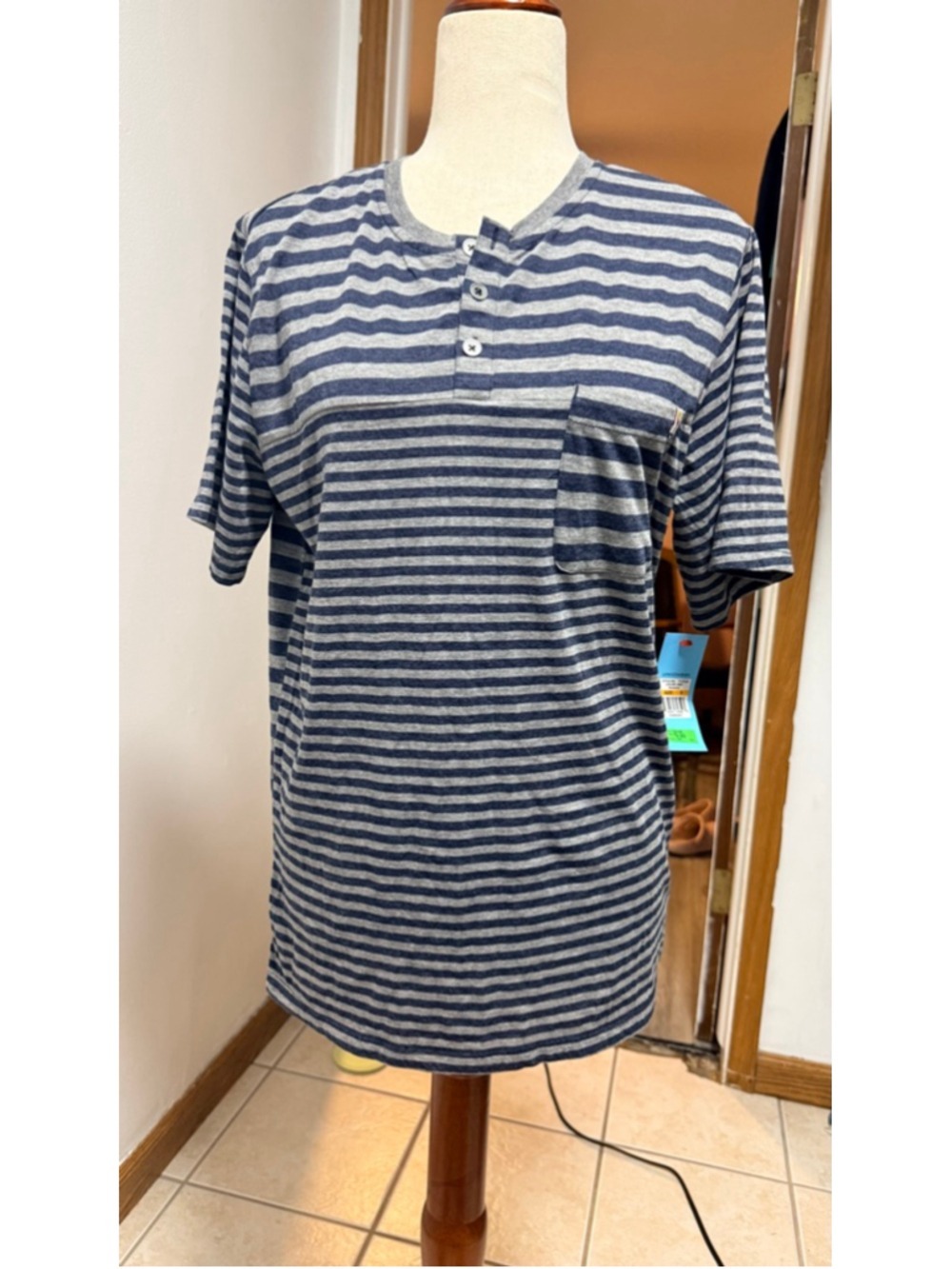Union Bay very striped tshirt. Size small. Bnwt